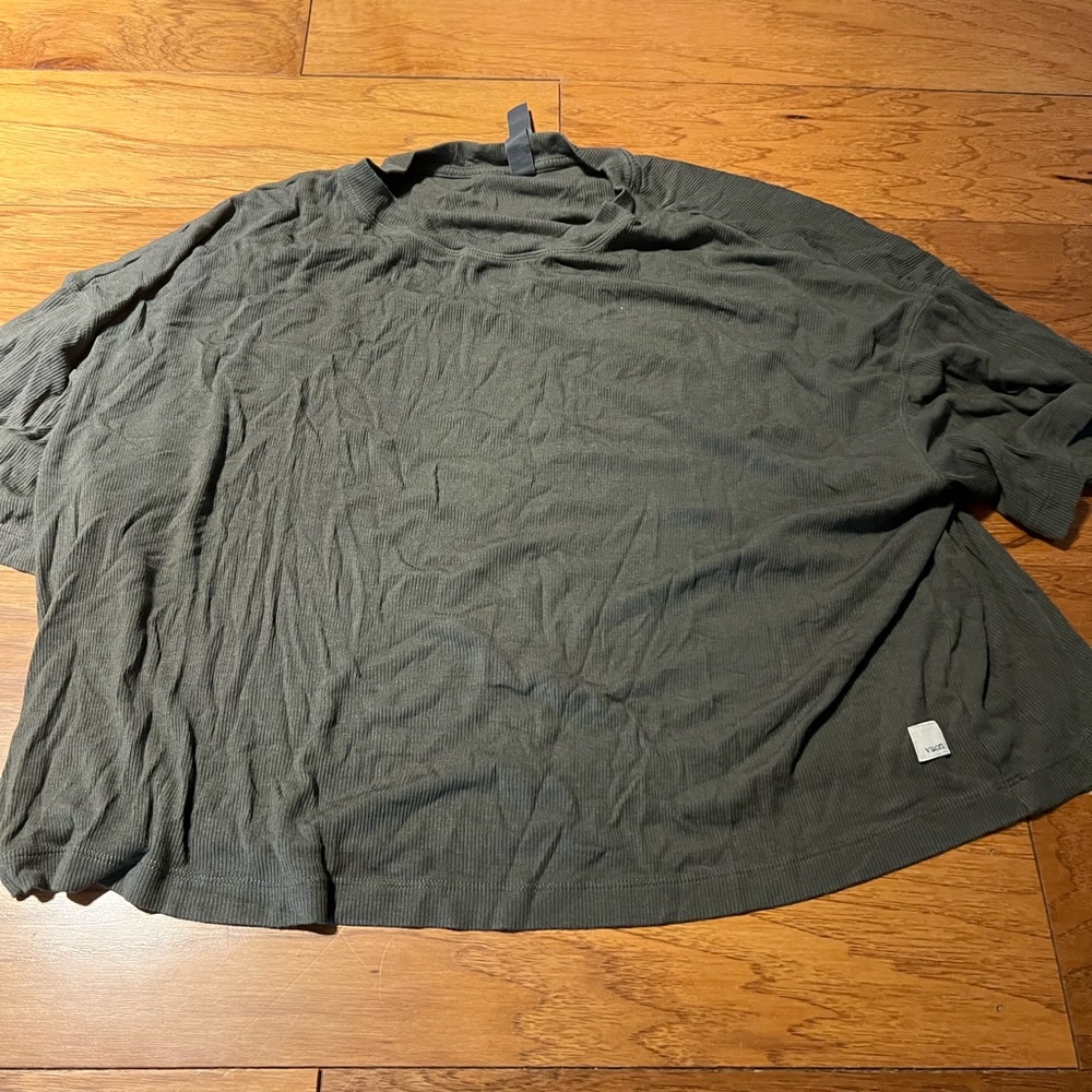 Vuori Cove Tee in Oregano